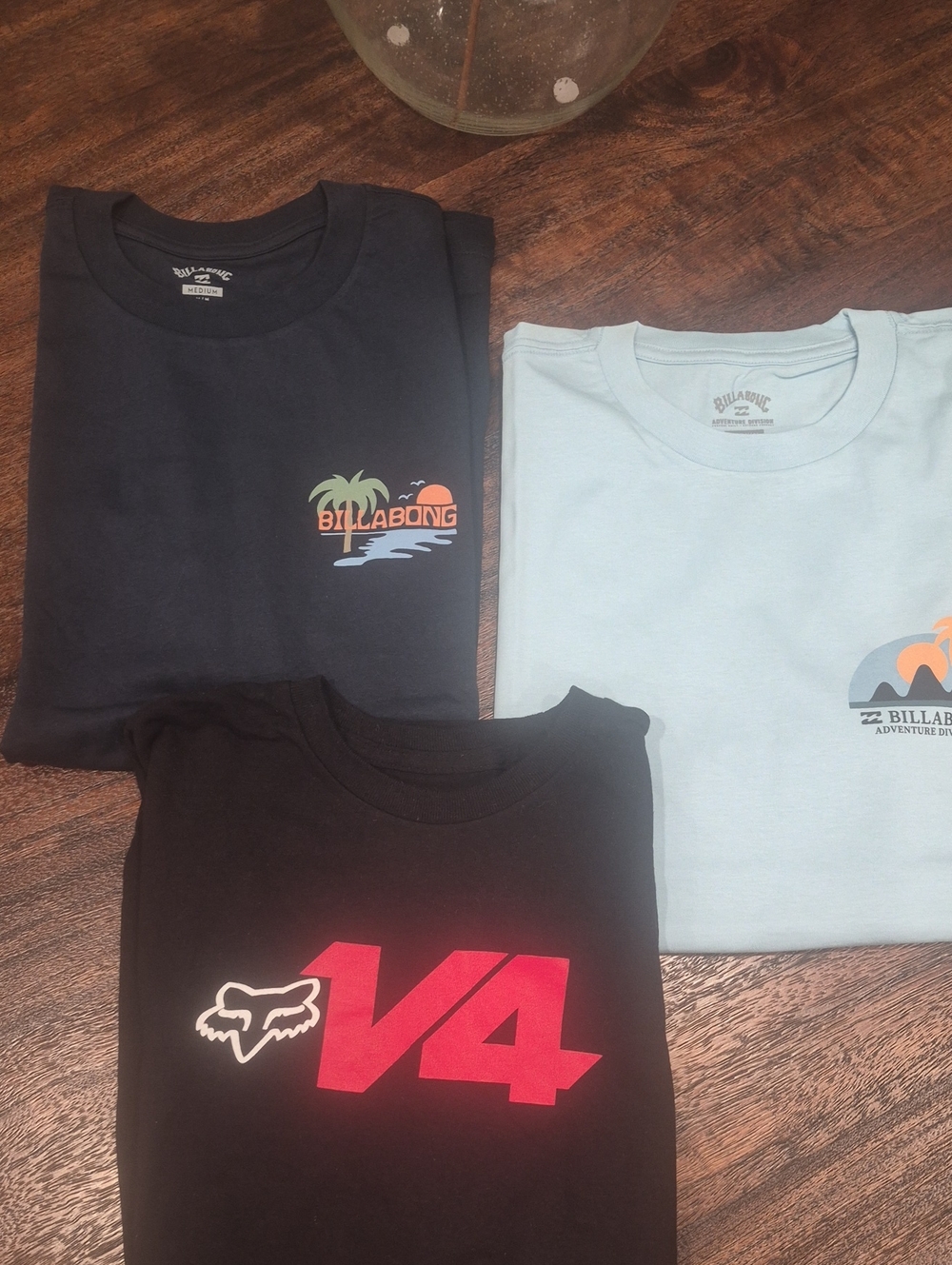 Billabong Mens Light Blue and Navy  Short Sleeve, Fox Black  Logo Tee Pack